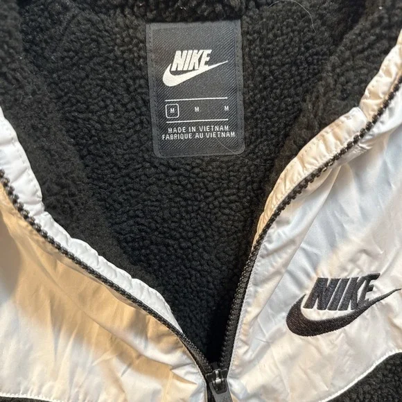 Nike Coat Jacket #AA0069-010 Boys Size Medium Black & Gray - Picture 3 of 6